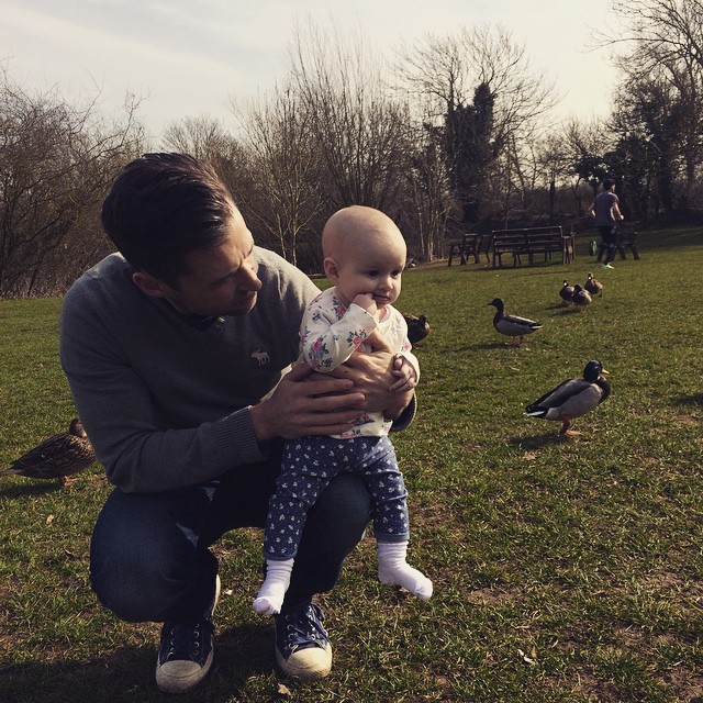 Daddy showing Ava the ducks #love #babygirl #daddy #spring #ducks